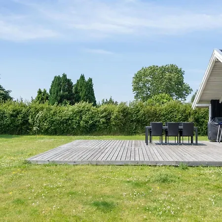 Holiday home Guthmund *