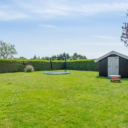 Holiday home Guthmund - 400m From The Sea By Interhome *