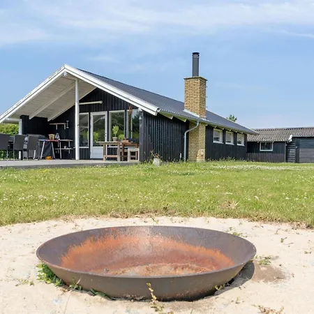 Guthmund - 400m From The Sea By Interhome * Otterup