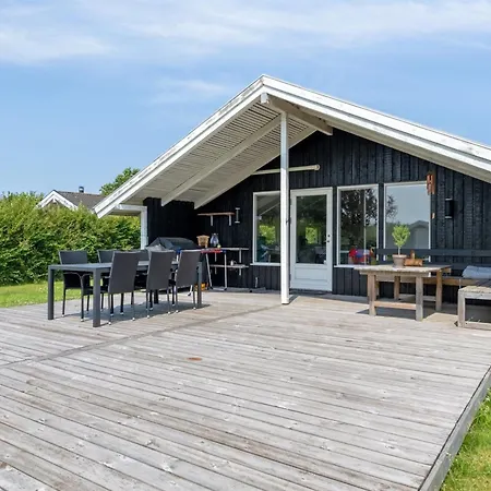 Guthmund - 400m From The Sea By Interhome