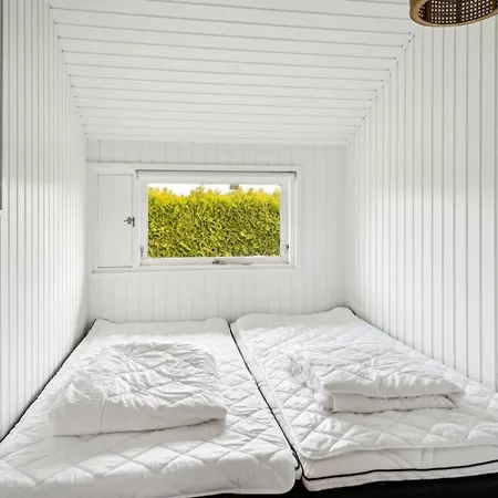 Holiday home Guthmund - 400m From The Sea By Interhome *