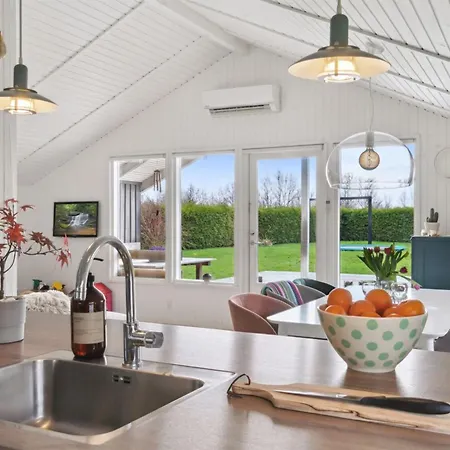 Guthmund - 400m From The Sea By Interhome *